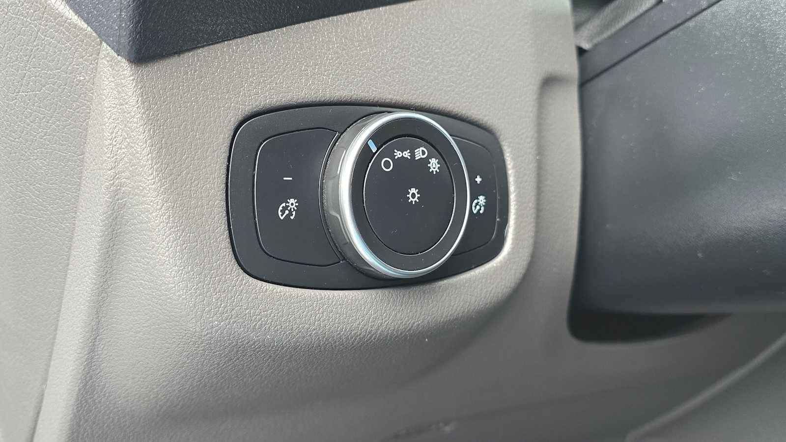 Used 2021 Ford Transit Connect XL FWD image 26