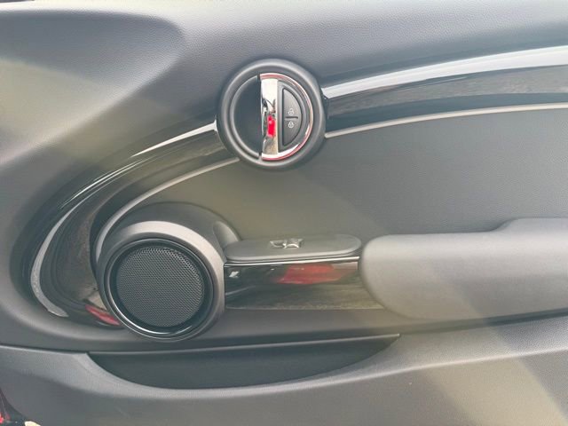 Used 2023 MINI Cooper S image 25