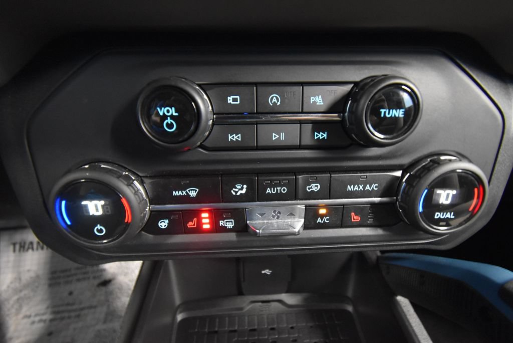 Used 2024 Ford Bronco Wildtrak AWD/4WD image 16