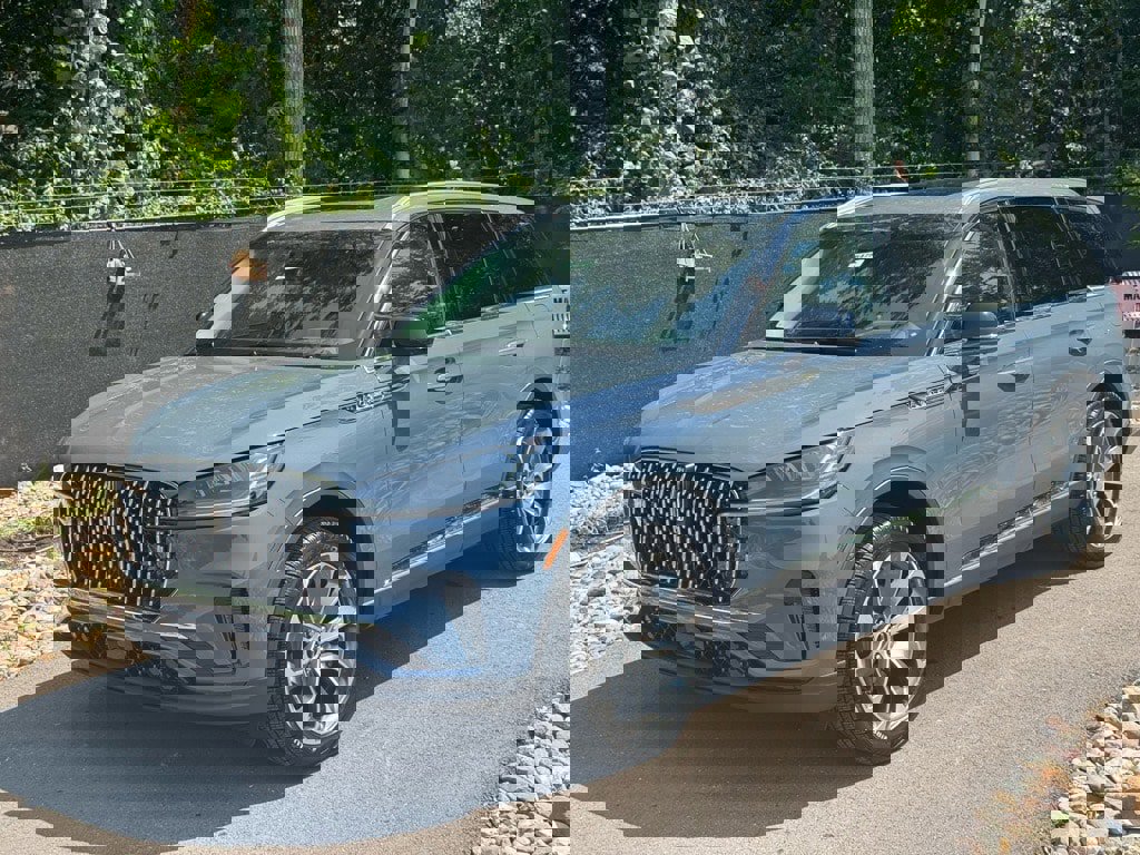 New 2025 Lincoln Aviator AWD w/ Equipment Group 101A