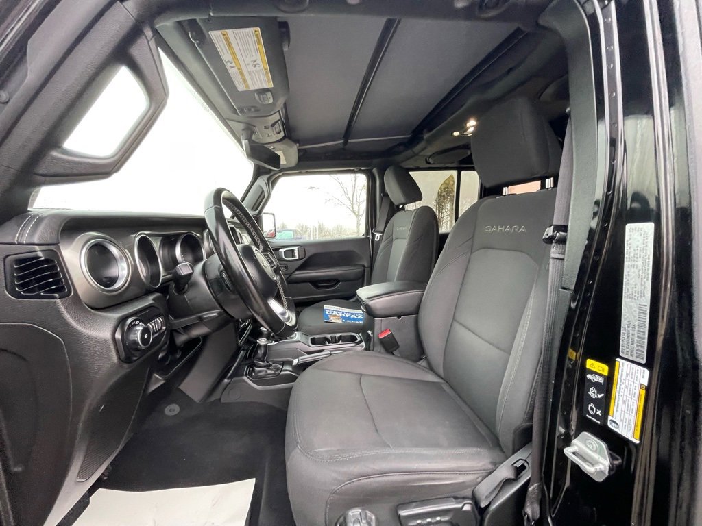 Used 2022 Jeep Wrangler Unlimited Sahara image 24
