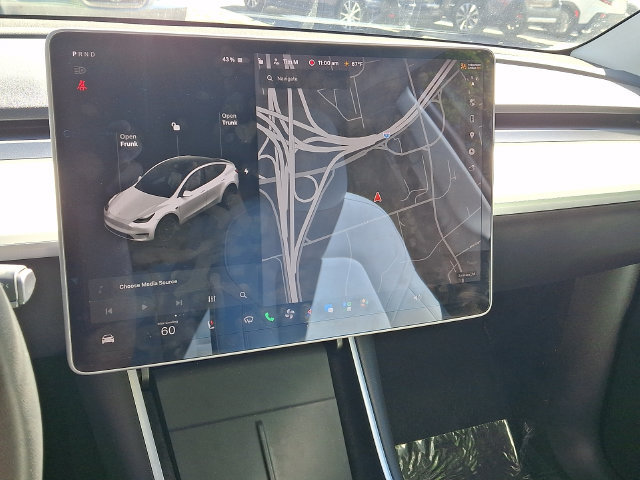 Used 2021 Tesla Model Y Long Range AWD/4WD image 22