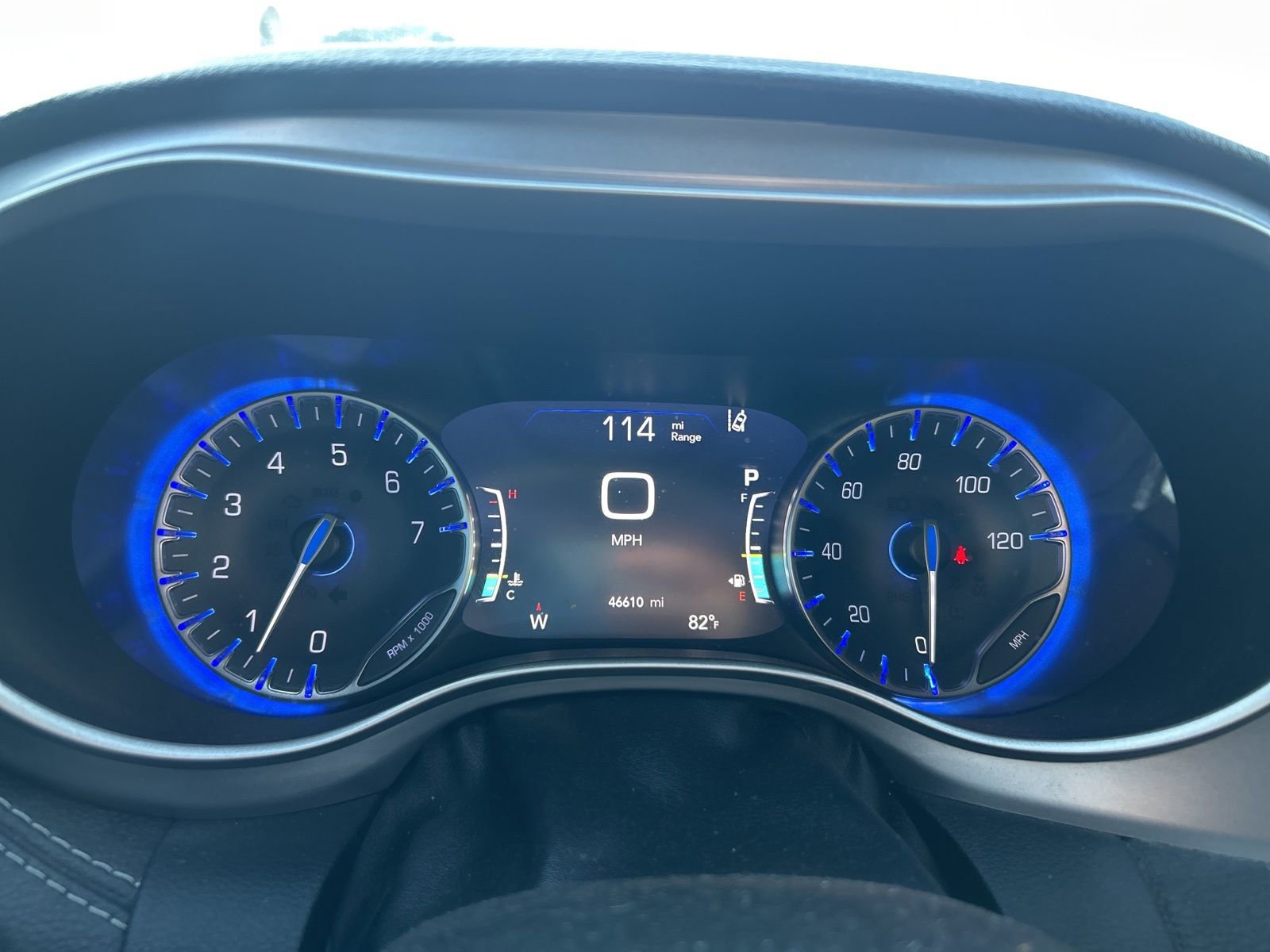 Used 2022 Chrysler Pacifica Touring-L w/ S Appearance Package image 10