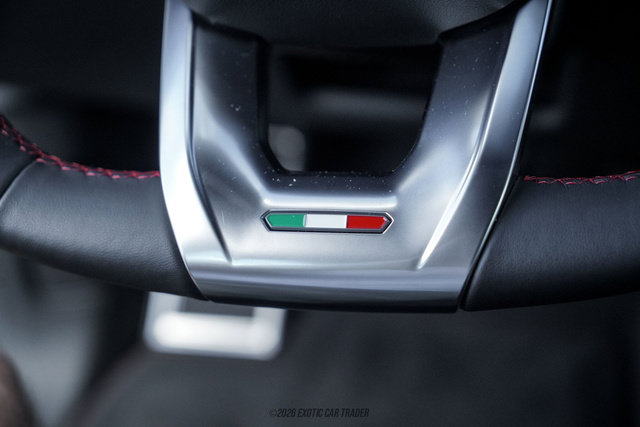 Used 2024 Lamborghini Urus S AWD/4WD image 37