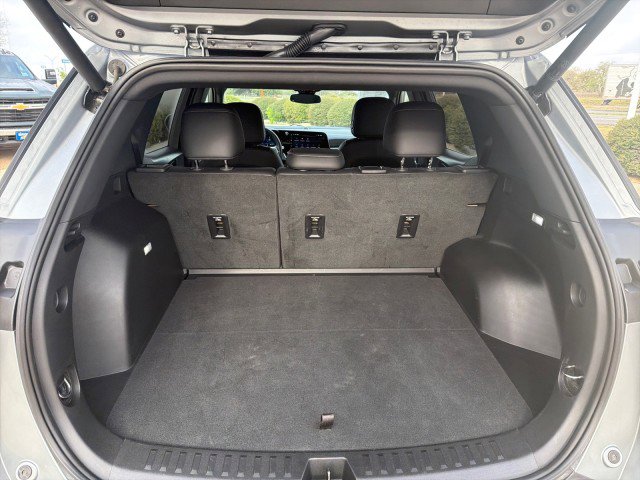 Used 2026 Chevrolet Equinox LT w/ Convenience Package II image 14