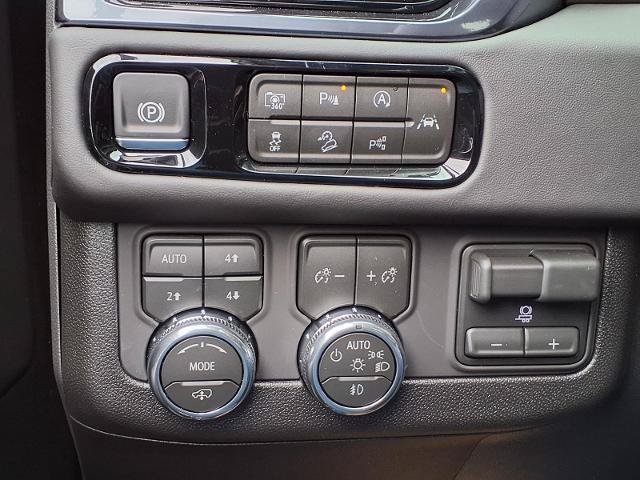 New 2026 GMC Yukon XL AT4 Ultimate w/ LPO, Floor Liner Package AWD/4WD image 15