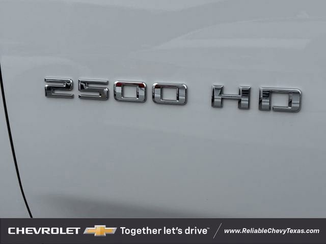 Used 2025 Chevrolet Silverado 2500 LT AWD/4WD image 11
