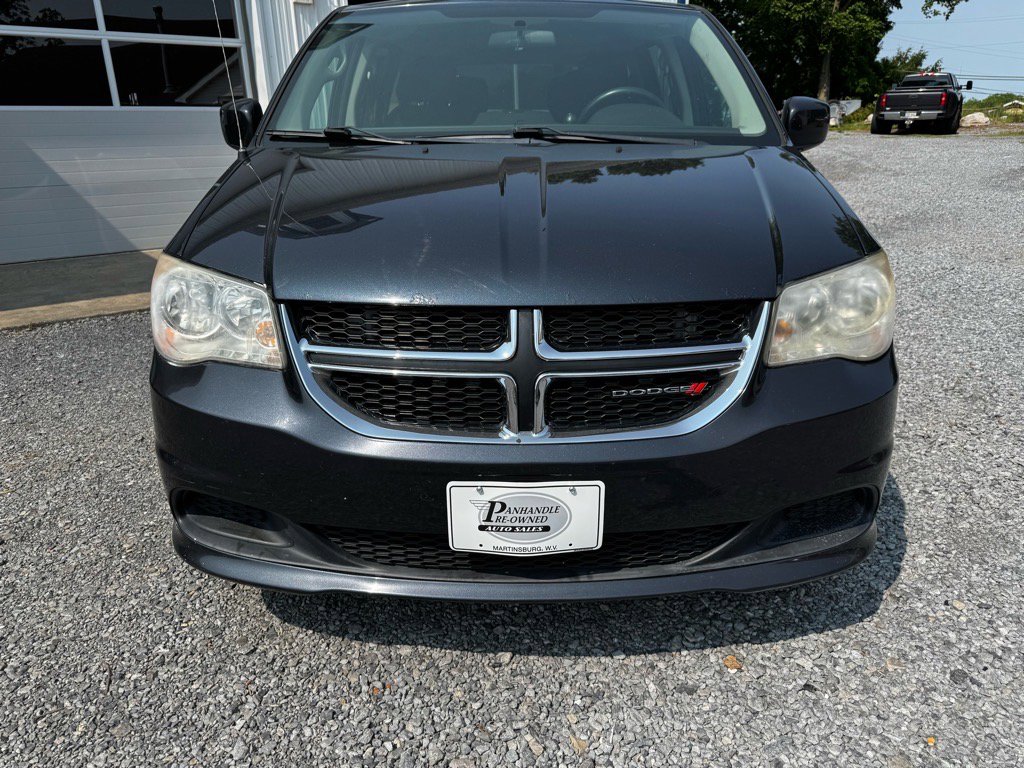Used 2014 Dodge Grand Caravan SXT w/ Security Group image 3
