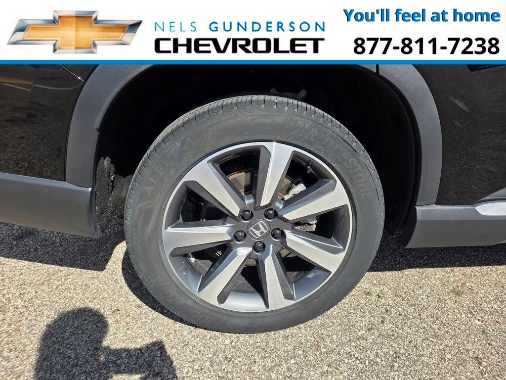 Used 2025 Honda Pilot Elite image 9