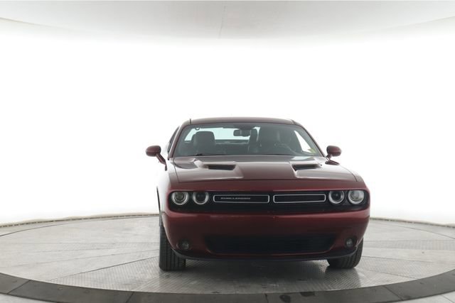 Used 2018 Dodge Challenger GT AWD/4WD image 9