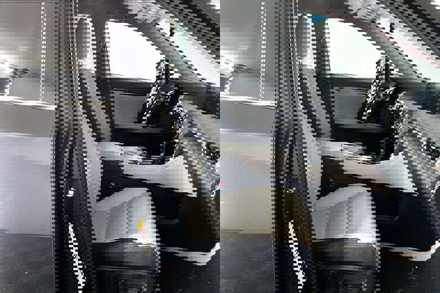 Used 2017 Lexus RX 350 AWD w/ Accessory Package image 8