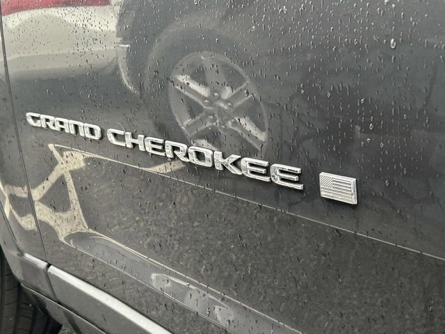 Used 2023 Jeep Grand Cherokee L Laredo w/ Luxury Tech Group I AWD/4WD image 7