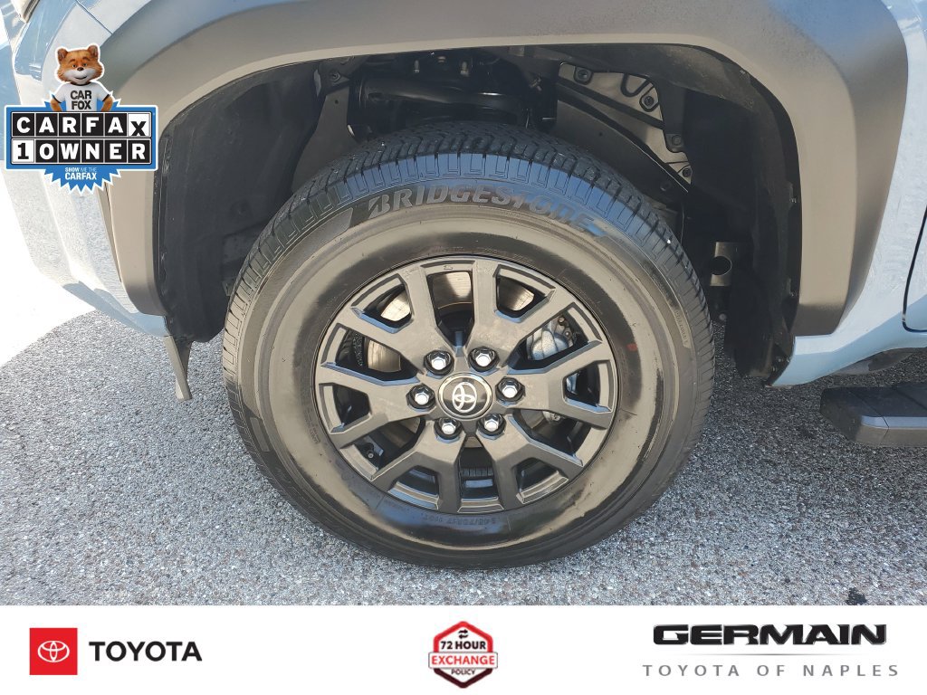 Certified 2025 Toyota 4Runner SR5 AWD/4WD image 13