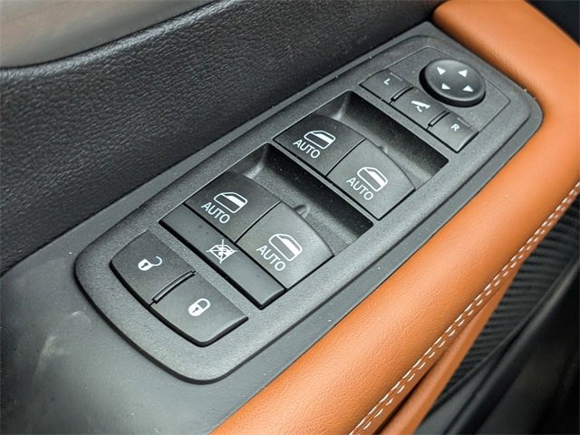 New 2026 Chrysler Pacifica Pinnacle image 26