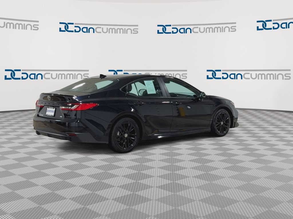 Used 2025 Toyota Camry Hybrid FWD image 8