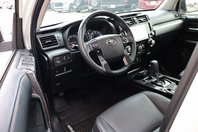 Used 2021 Toyota 4Runner Venture image 10