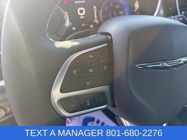 New 2026 Chrysler Pacifica Select AWD/4WD image 18