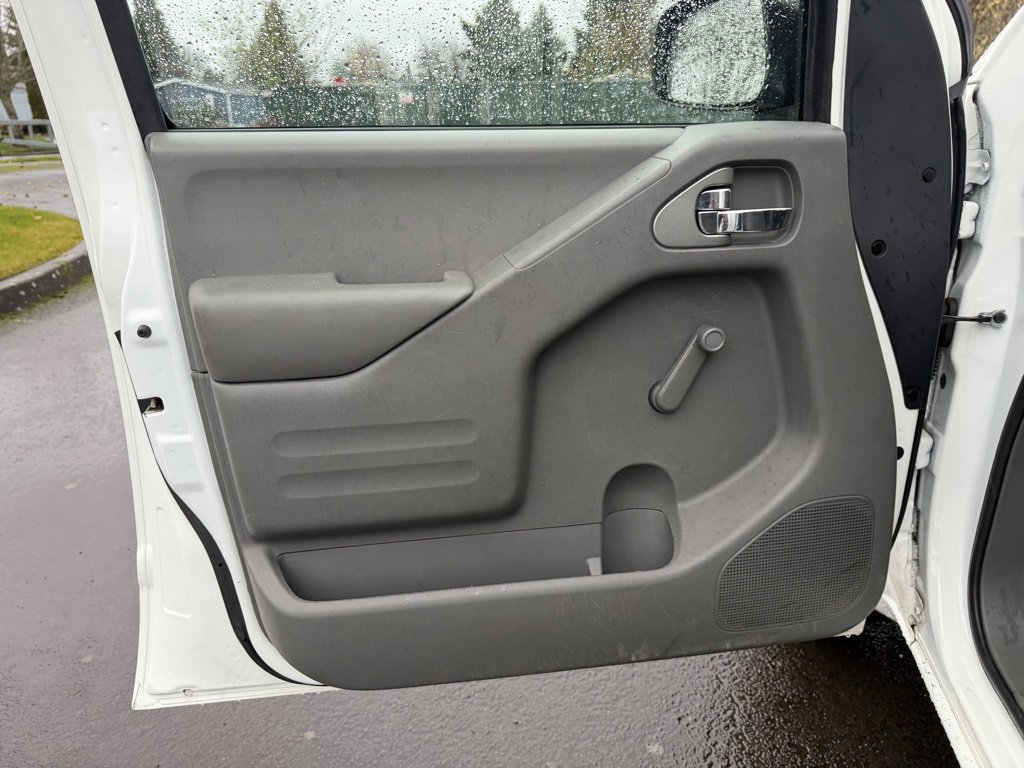 Used 2019 Nissan Frontier S image 12