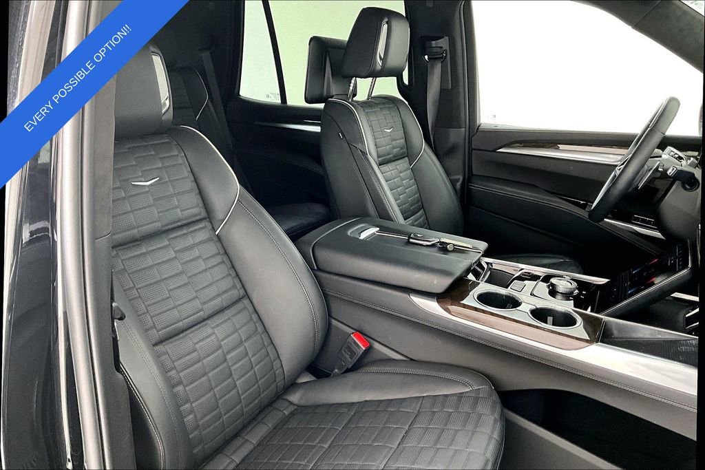 Used 2025 Cadillac Escalade Sport Platinum w/ LPO, ONYX Package image 11