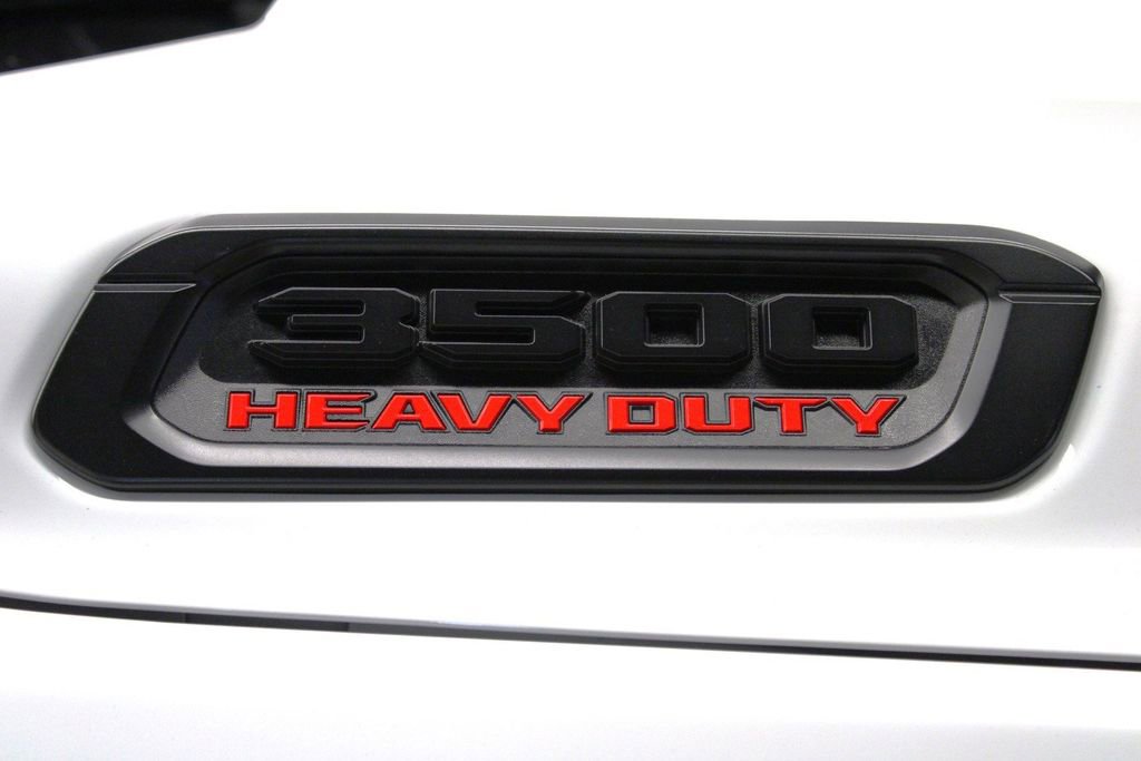 New 2024 RAM 3500 Tradesman image 31