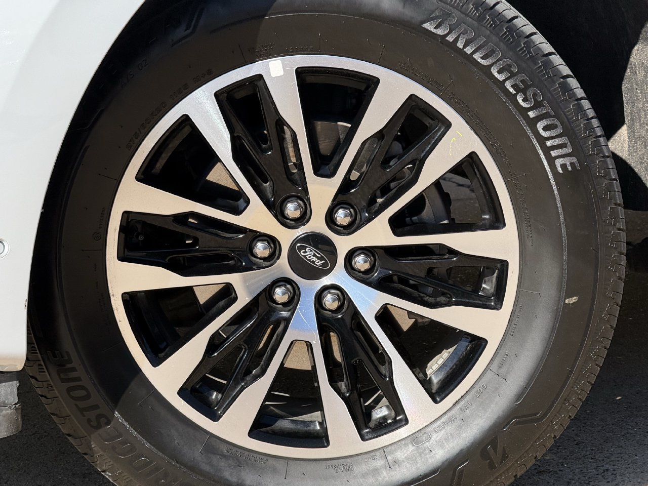 Used 2025 Ford Expedition Platinum AWD/4WD image 9