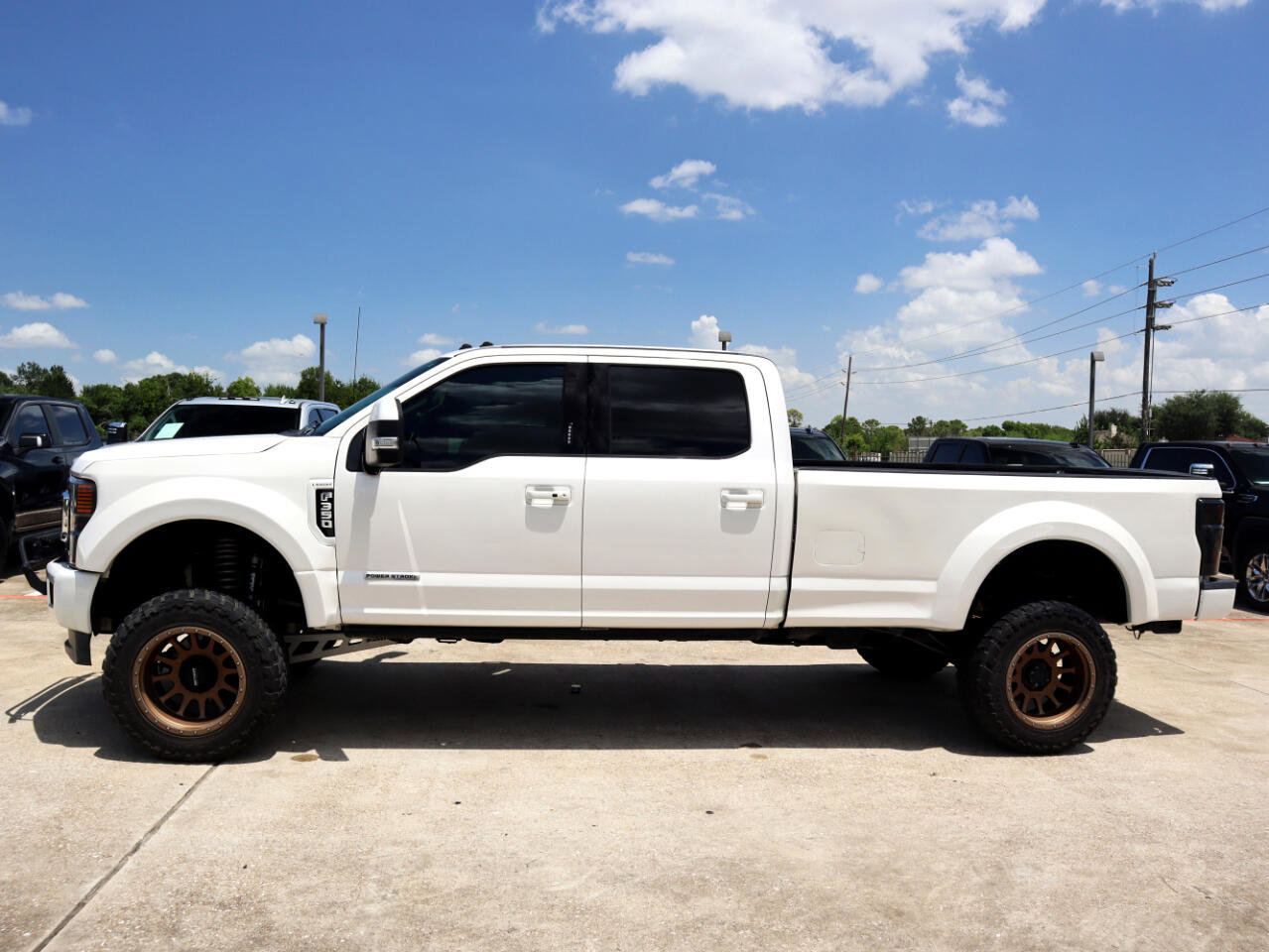 Used 2017 Ford F350 Lariat w/ Lariat Ultimate Package image 2