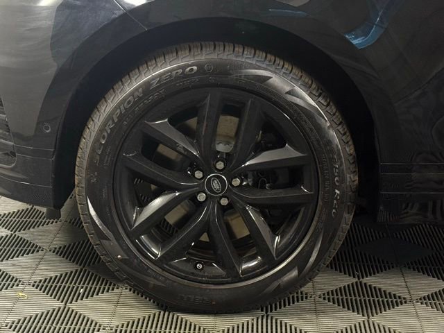 New 2026 Land Rover Range Rover Velar Dynamic SE image 15