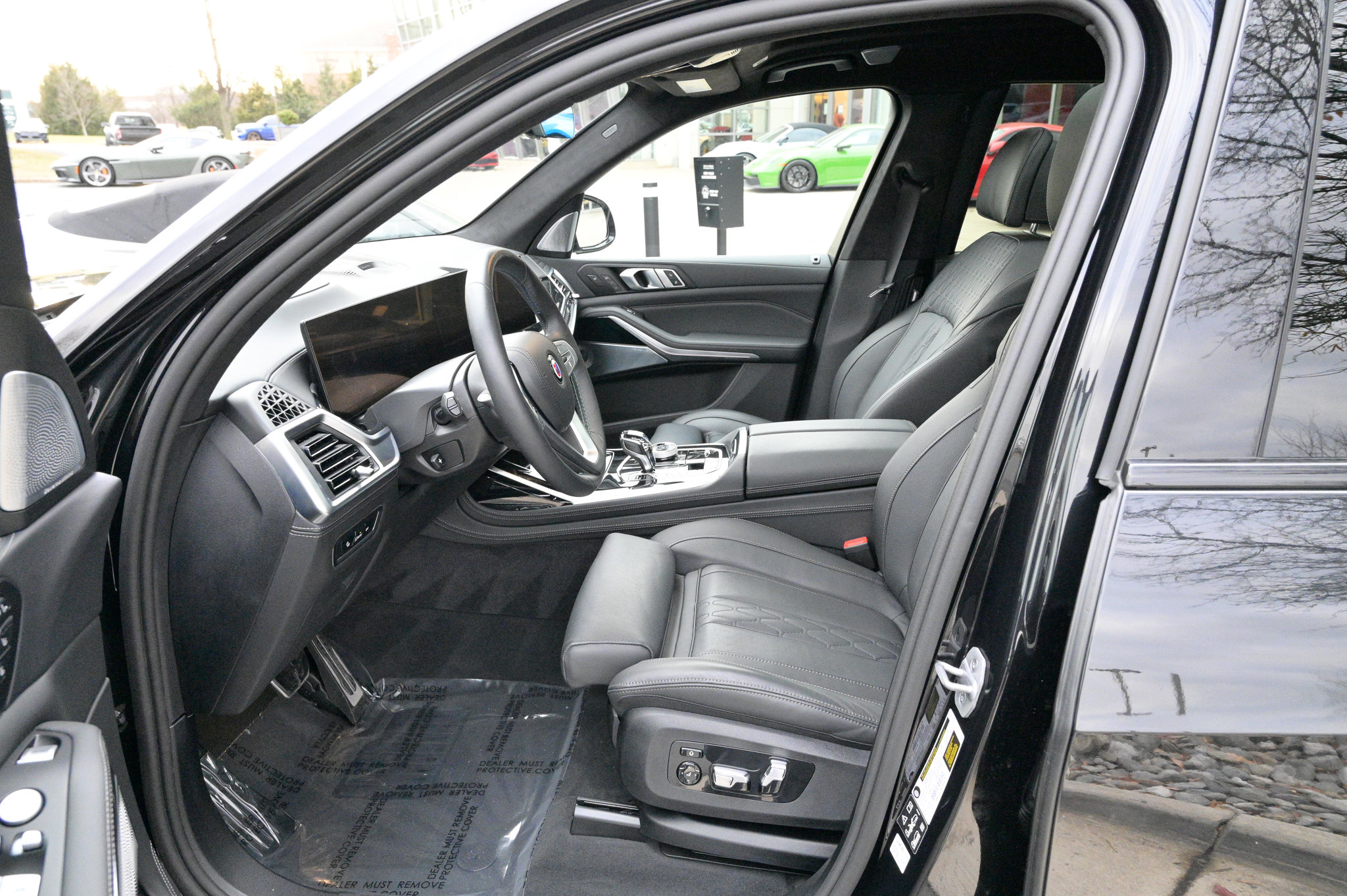 Used 2025 BMW ALPINA XB7 image 17