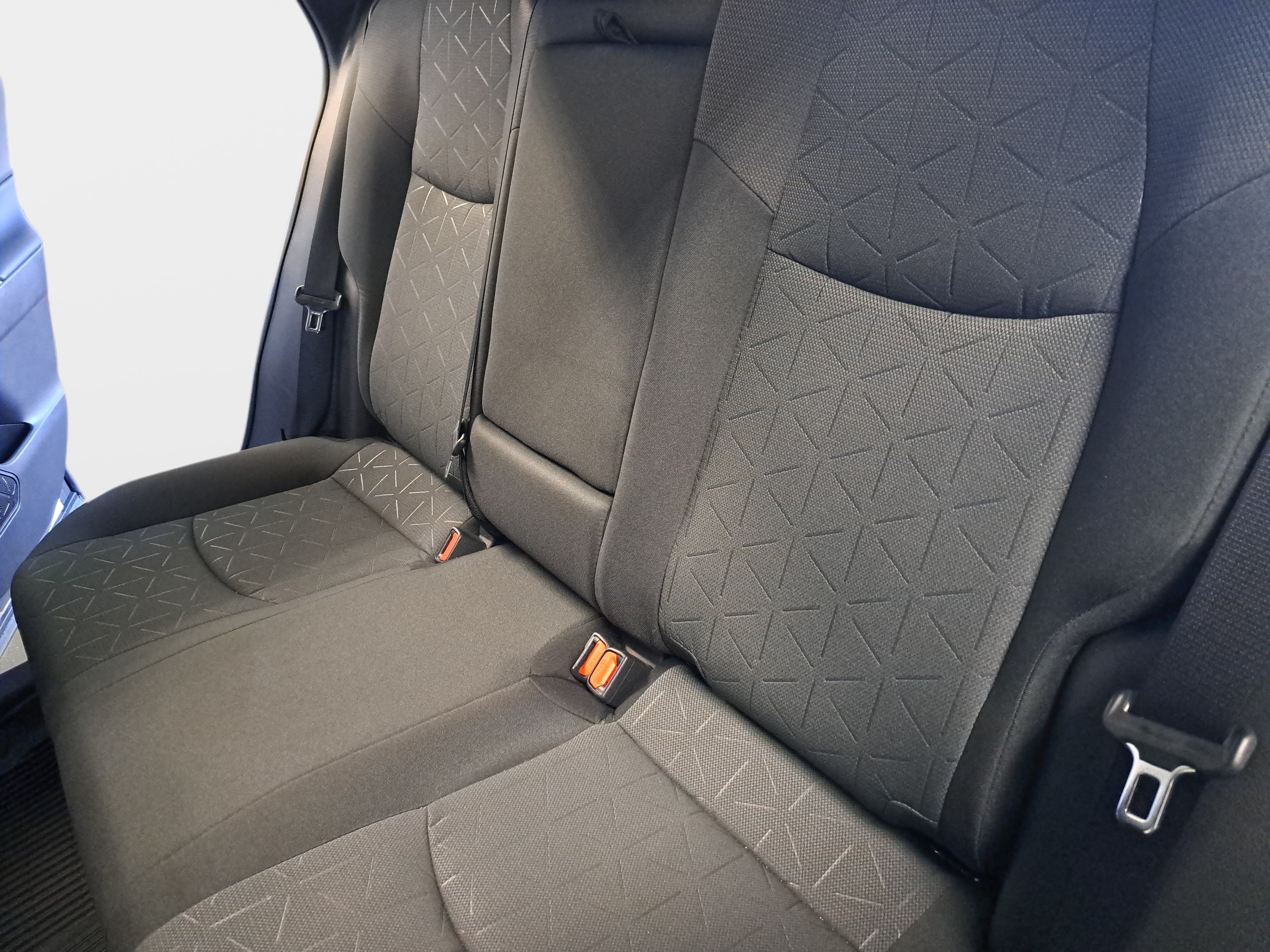 Used 2025 Toyota RAV4 XLE w/ Convenience Package AWD/4WD image 14