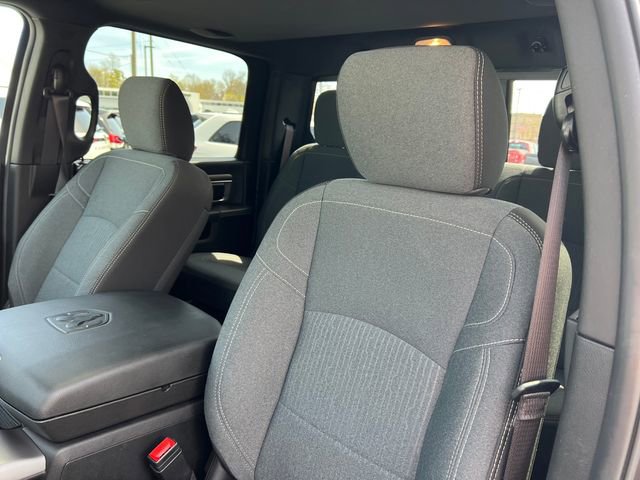 Used 2024 RAM 1500 Classic SLT AWD/4WD image 17