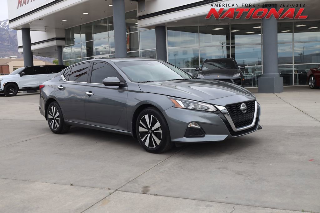 Used 2022 Nissan Altima 2.5 SV AWD/4WD image 8