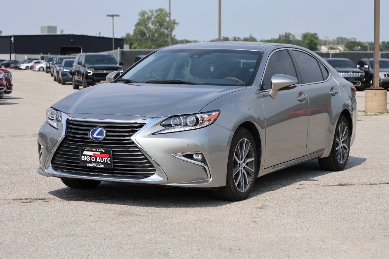 Used 2018 Lexus ES 300h w/ Navigation Package FWD image 6