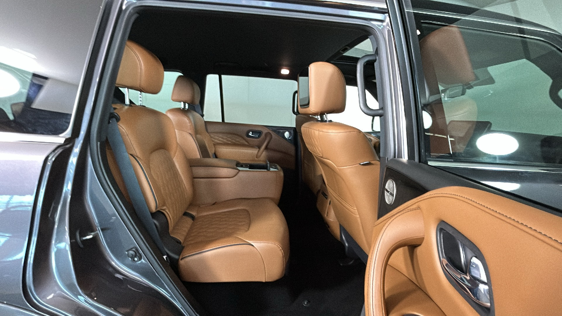 Used 2023 INFINITI QX80 Sensory w/ Cargo Package AWD/4WD image 36