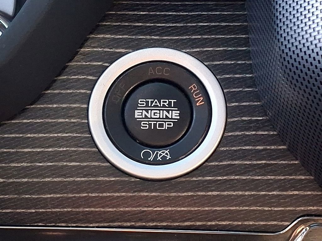 Used 2020 RAM 3500 Limited image 24