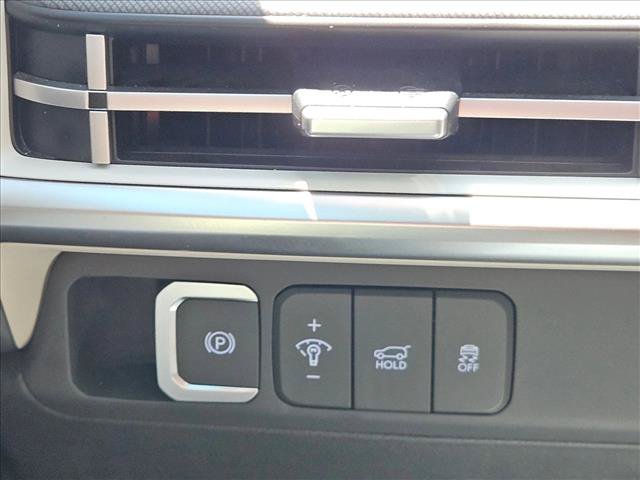 Certified 2024 Hyundai Santa Fe SEL FWD image 13