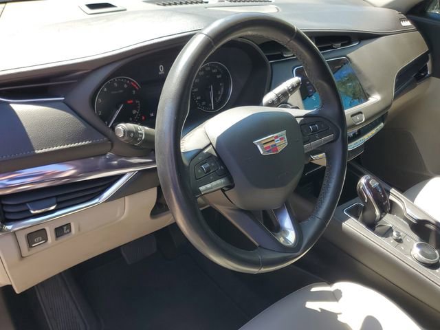 Certified 2023 Cadillac XT4 Luxury image 18
