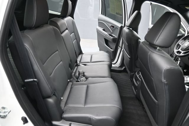 Used 2023 Honda Passport EX-L image 29