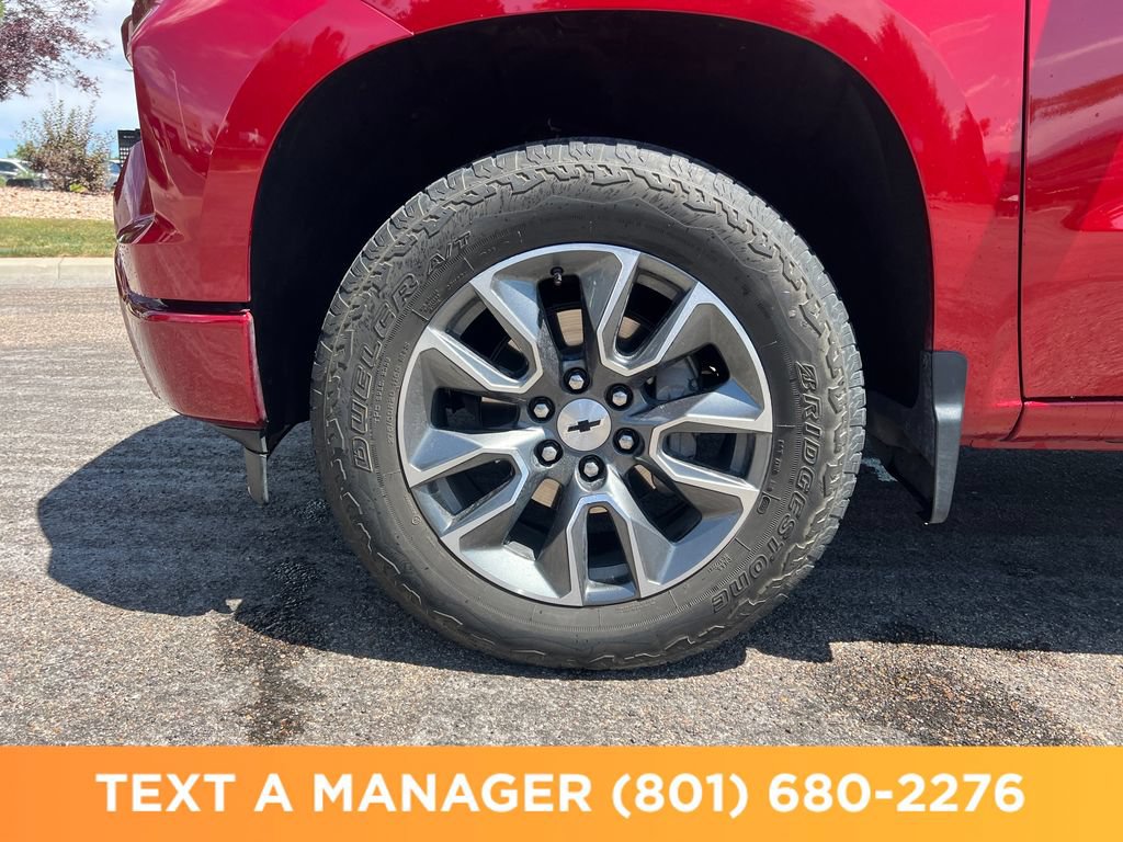 Used 2023 Chevrolet Silverado 1500 RST AWD/4WD image 10