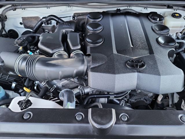 Used 2019 Toyota 4Runner SR5 image 11