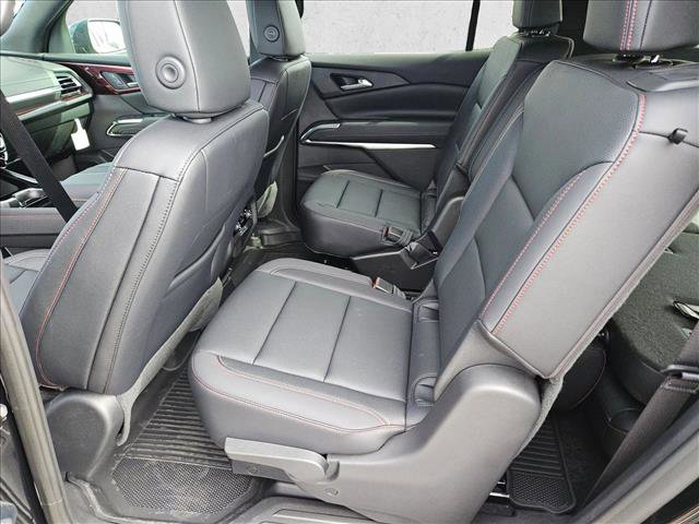 New 2026 Chevrolet Traverse Z71 w/ Driver Confidence Package image 16