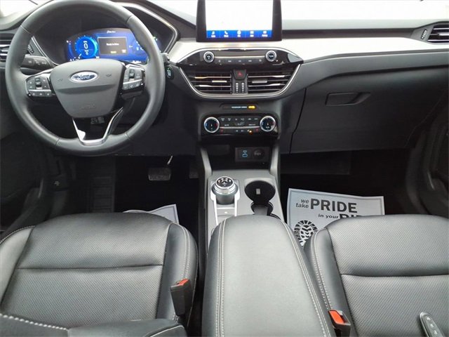 Certified 2022 Ford Escape Titanium image 11