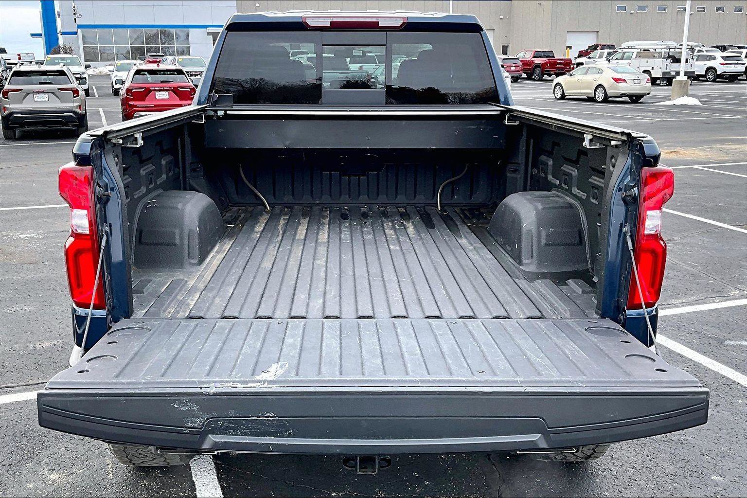 Used 2020 Chevrolet Silverado 1500 LT Trail Boss image 5