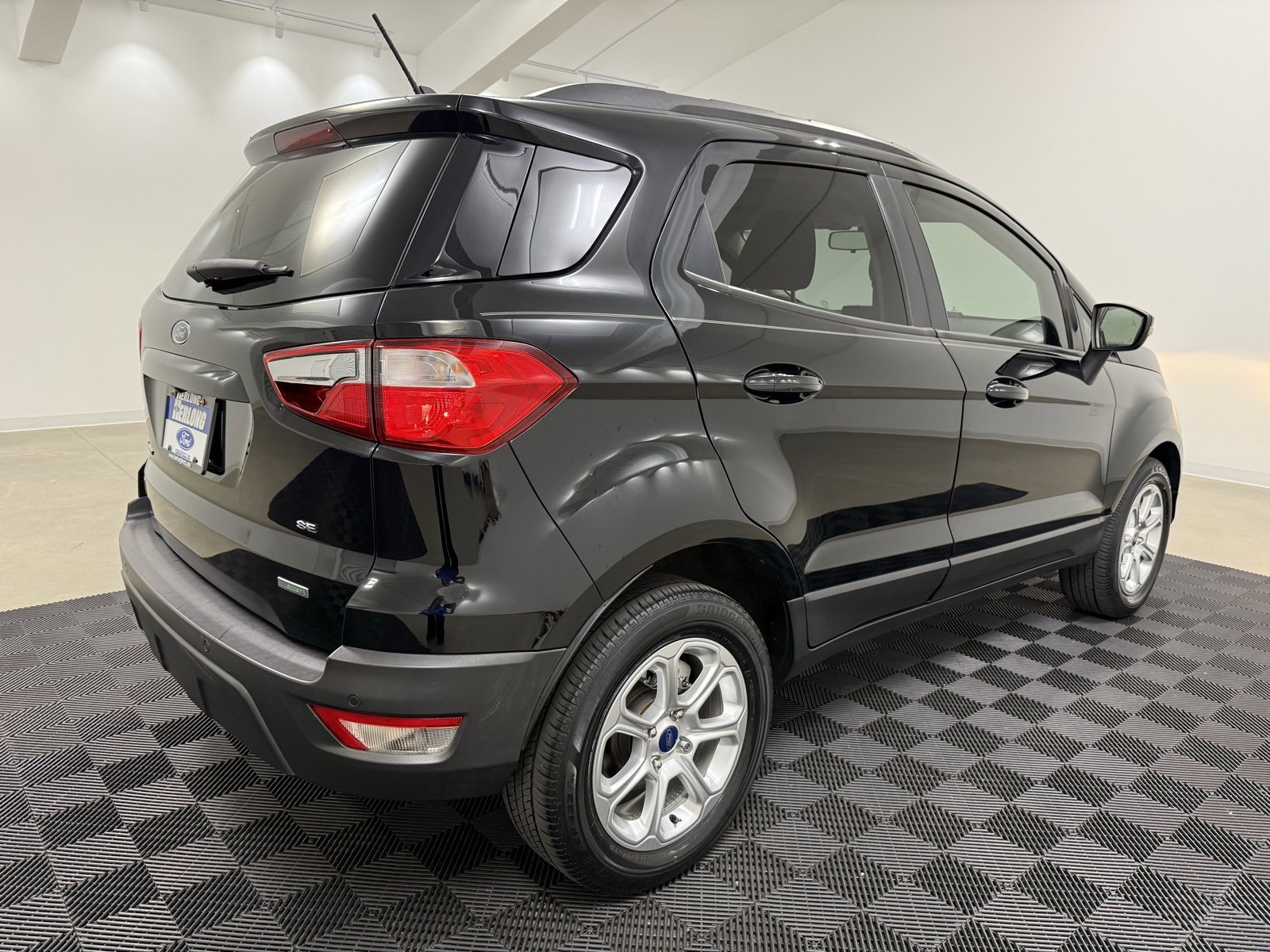Used 2020 Ford EcoSport SE w/ SE Convenience Package image 10