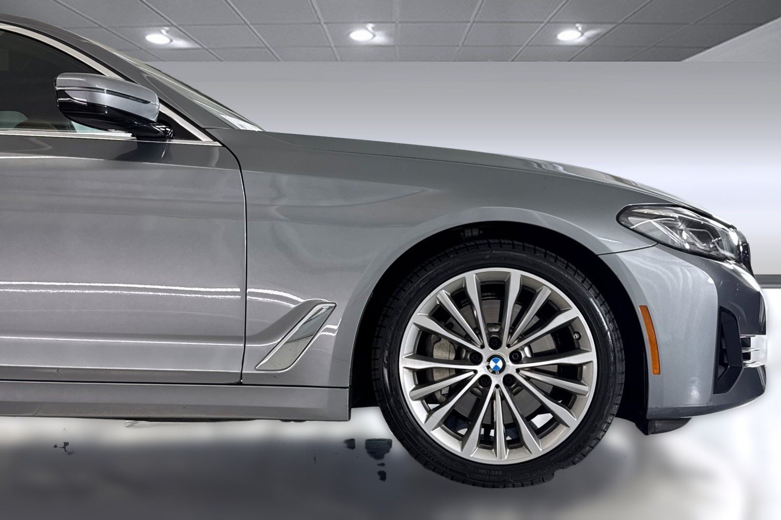 Certified 2023 BMW 530i w/ Convenience Package RWD image 34