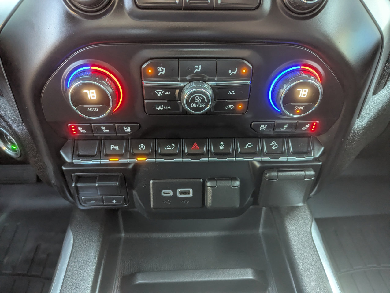 Used 2021 Chevrolet Silverado 1500 LTZ w/ Z71 Off-Road Package image 26