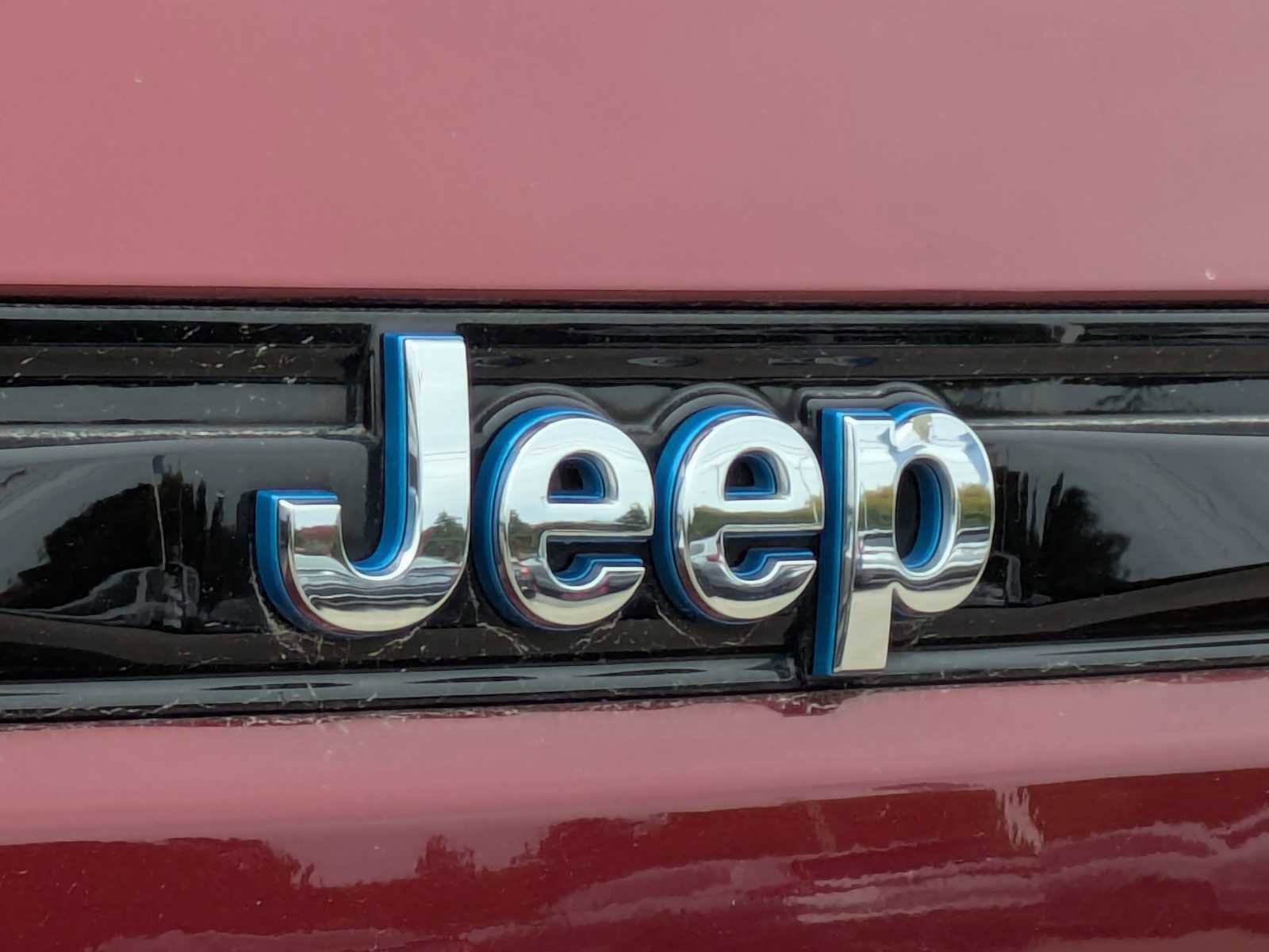 Used 2024 Jeep Grand Cherokee Limited 4xe image 11