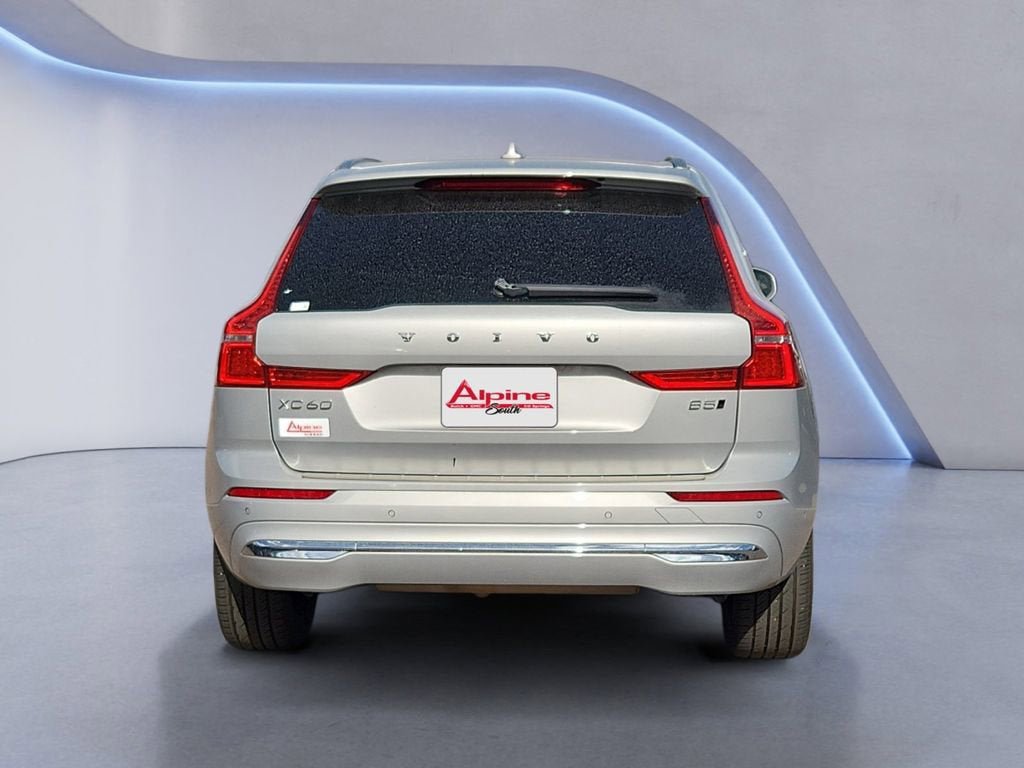 Used 2022 Volvo XC60 B5 Inscription w/ Advanced Package AWD/4WD image 4