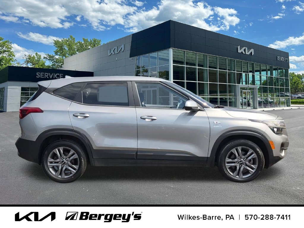 Certified 2023 Kia Seltos LX AWD/4WD image 5