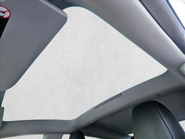 Used 2025 Tesla Model 3 Long Range image 16