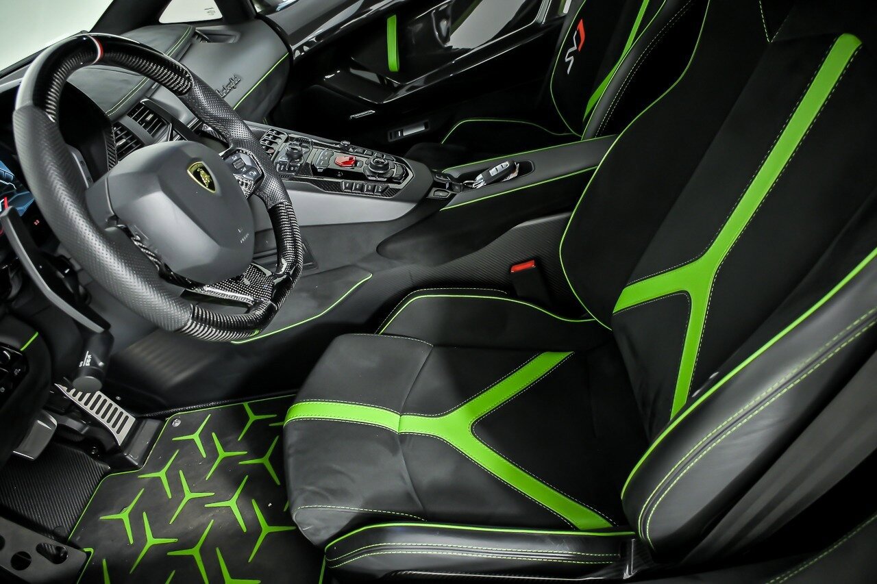 Used 2019 Lamborghini Aventador SVJ image 25